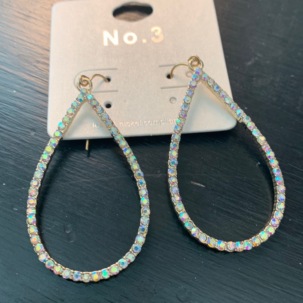 Gold teardrop earrings